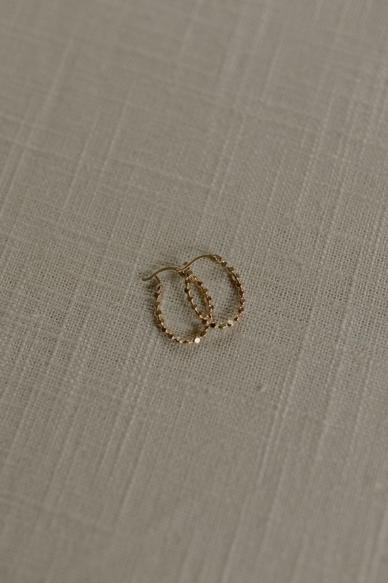 Clara Hoops