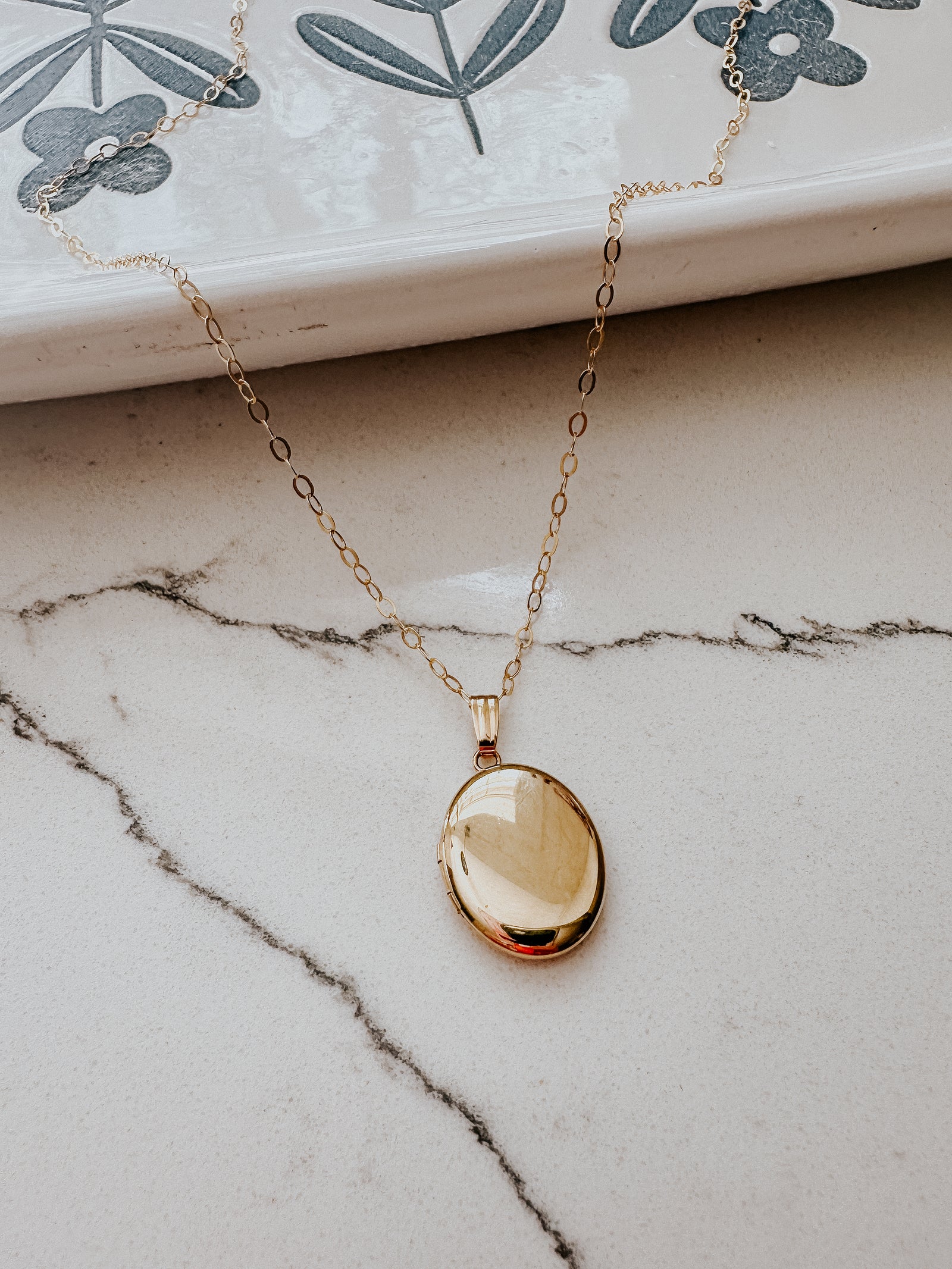 Oval Locket Necklace – Stamped & Finch